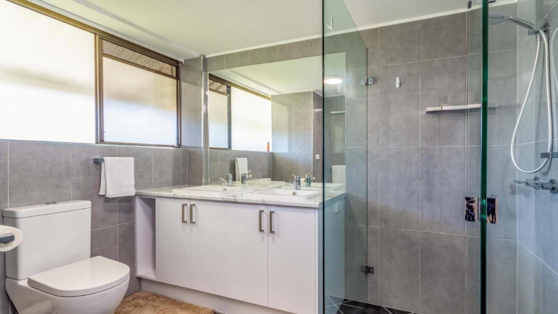 Placid Waters Holiday Apartments Bongaree エクステリア 写真