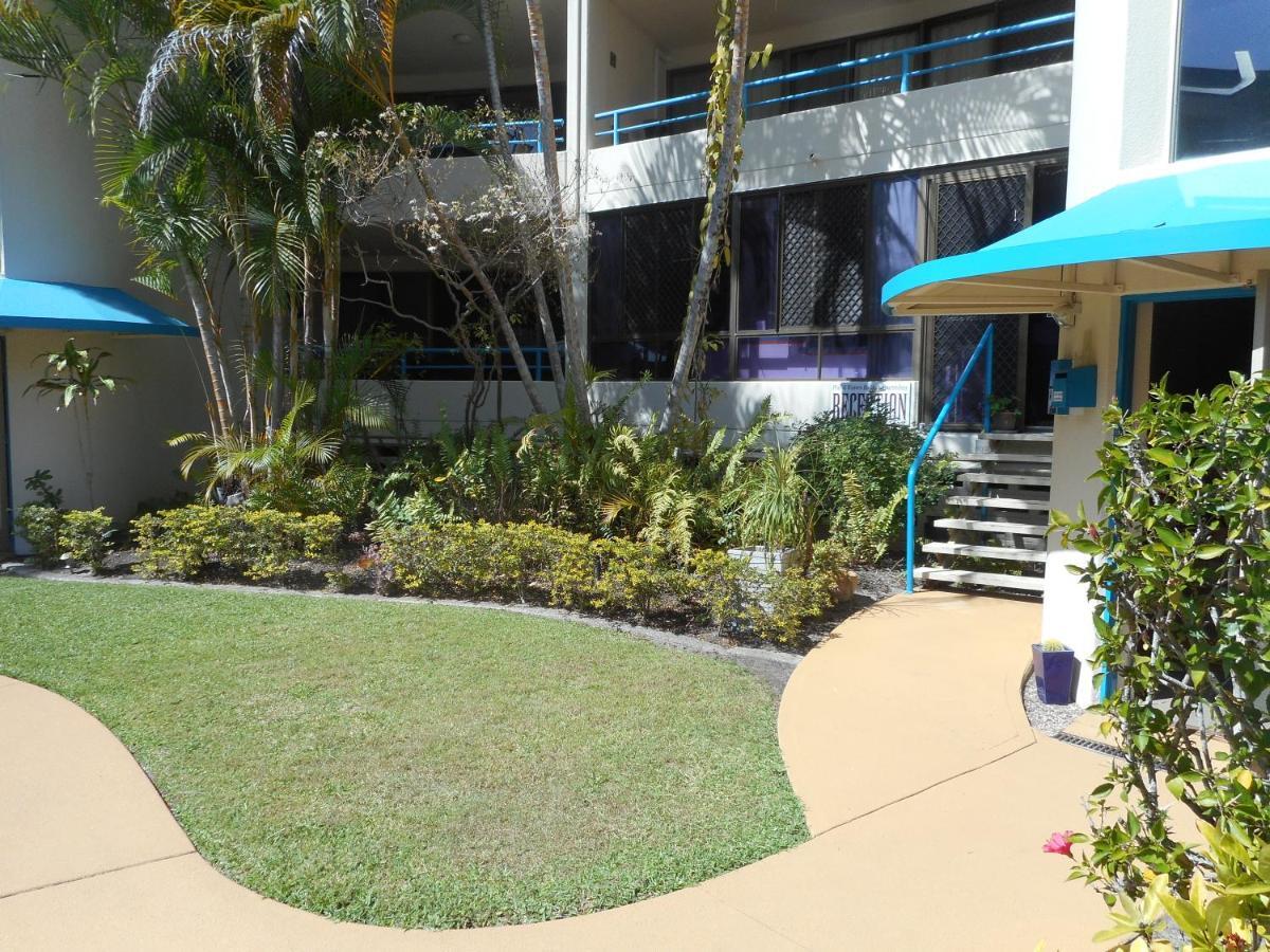 Placid Waters Holiday Apartments Bongaree エクステリア 写真